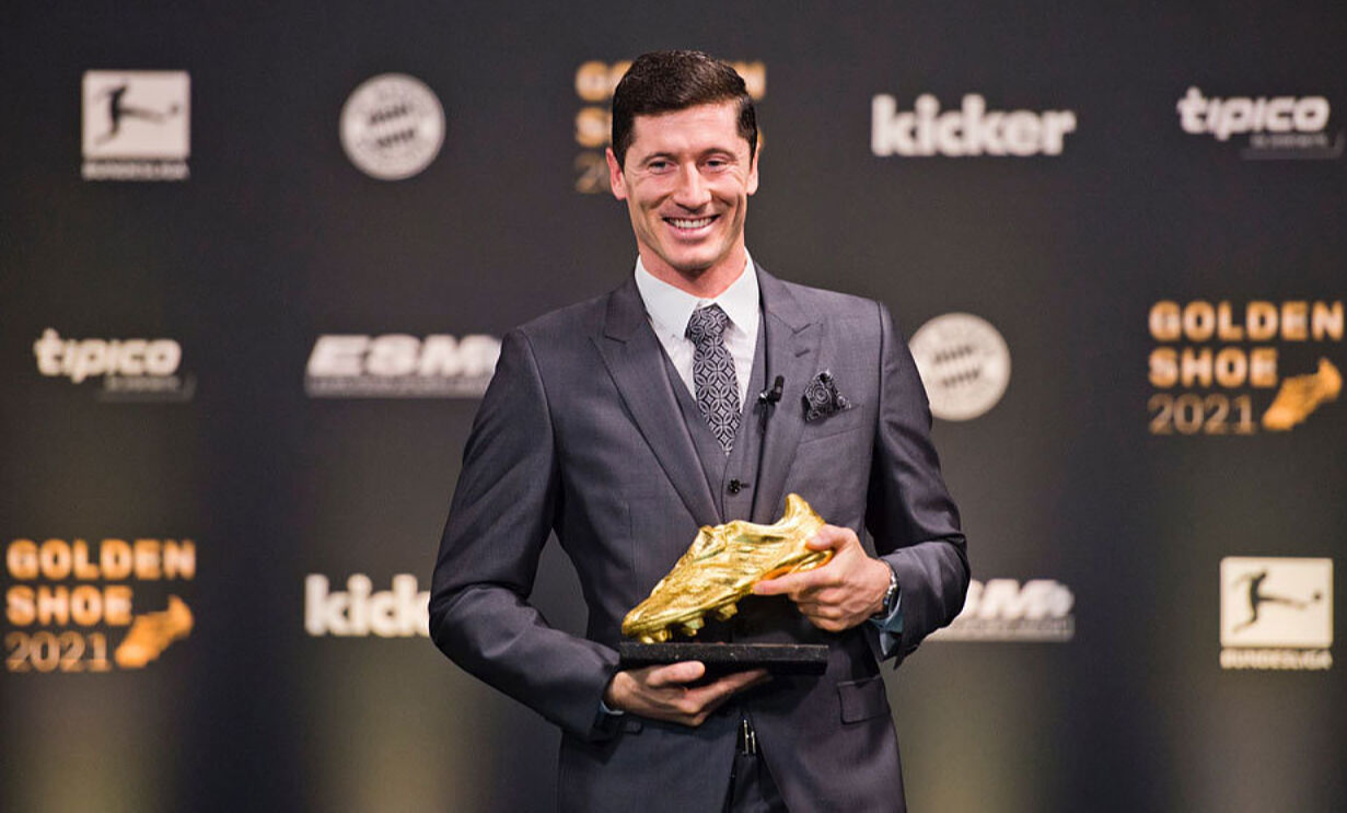 Lewandowski đạt giải thưởng Chiếc giày vàng châu Âu
