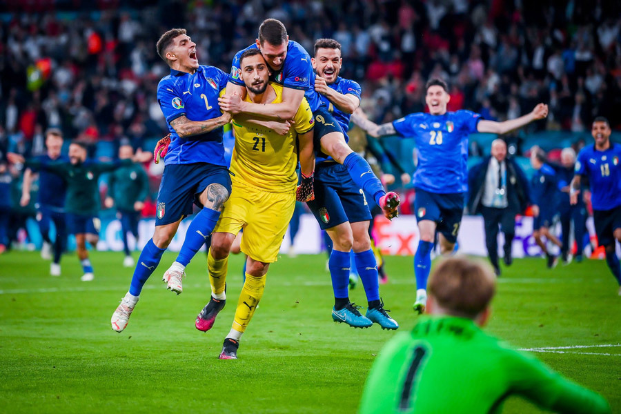 Donnarumma phá lưới thành công đối thủ mang về chức vô địch Euro 2021 cho Italia